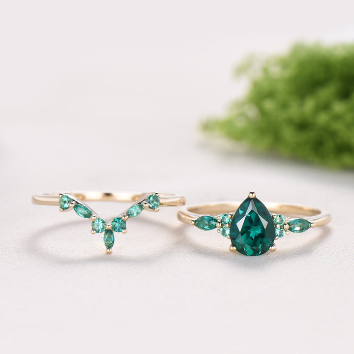 Vintage Pear Shaped Emerald Engagement Ring Set Retro Marquise Emerald Wedding Ring Set Art Deco Green Gemstone Anniversary Bridal Ring Set - PENFINE