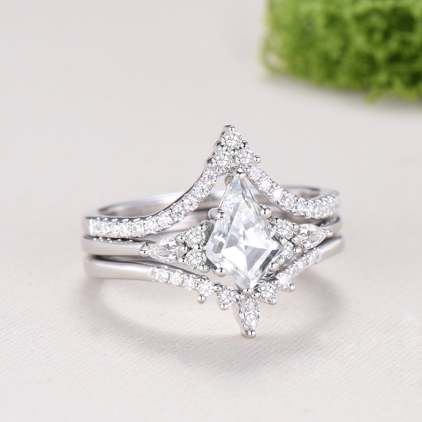 3pcs kite cut moissanite engagement ring set 14k white gold art deco diamond wedding bridal ring set