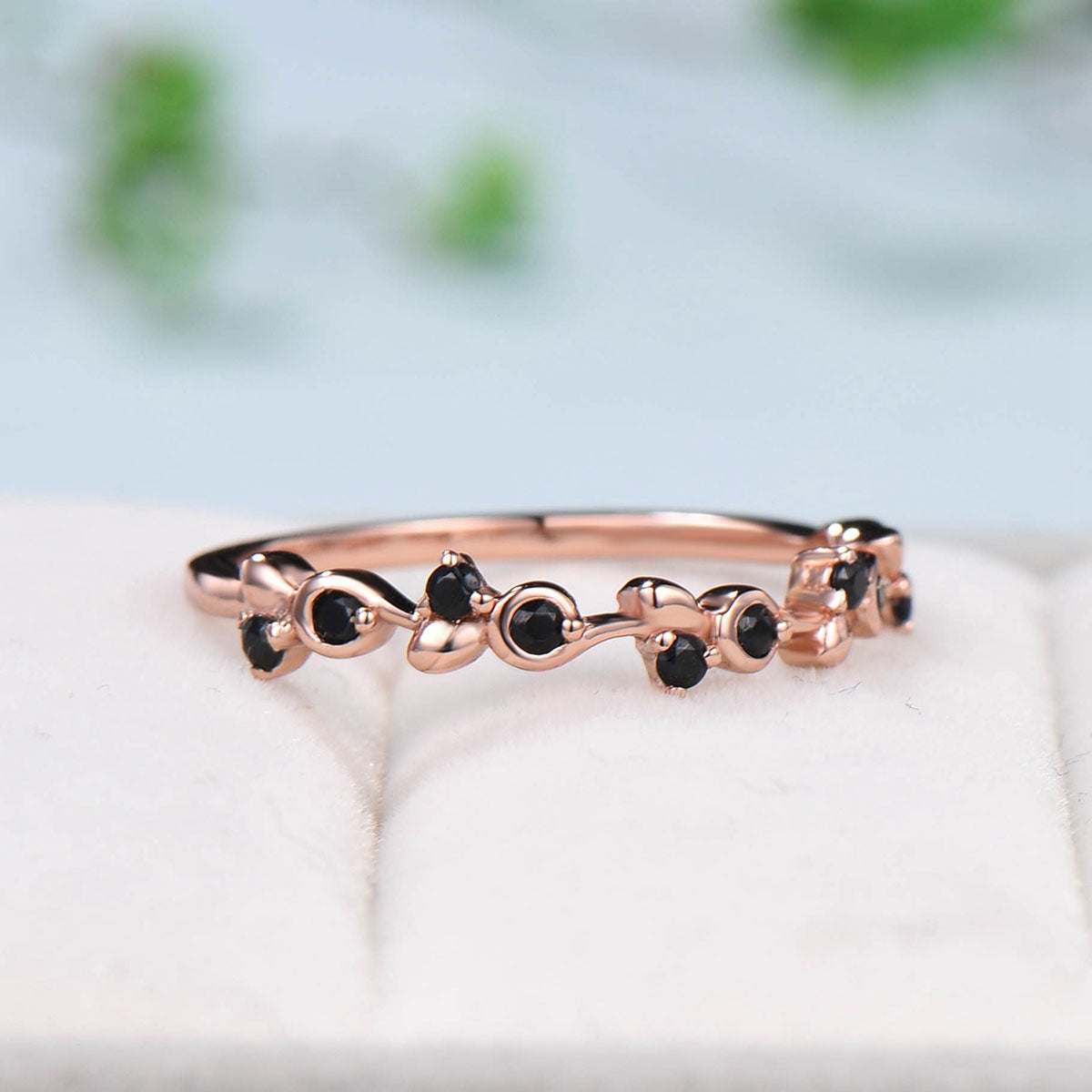 Retro Queen Wedding Band Vintage Black Spinel Stacking Ring For Women Rose Gold Art Deco fiancée Wedding Ring Anniversary Gift - PENFINE