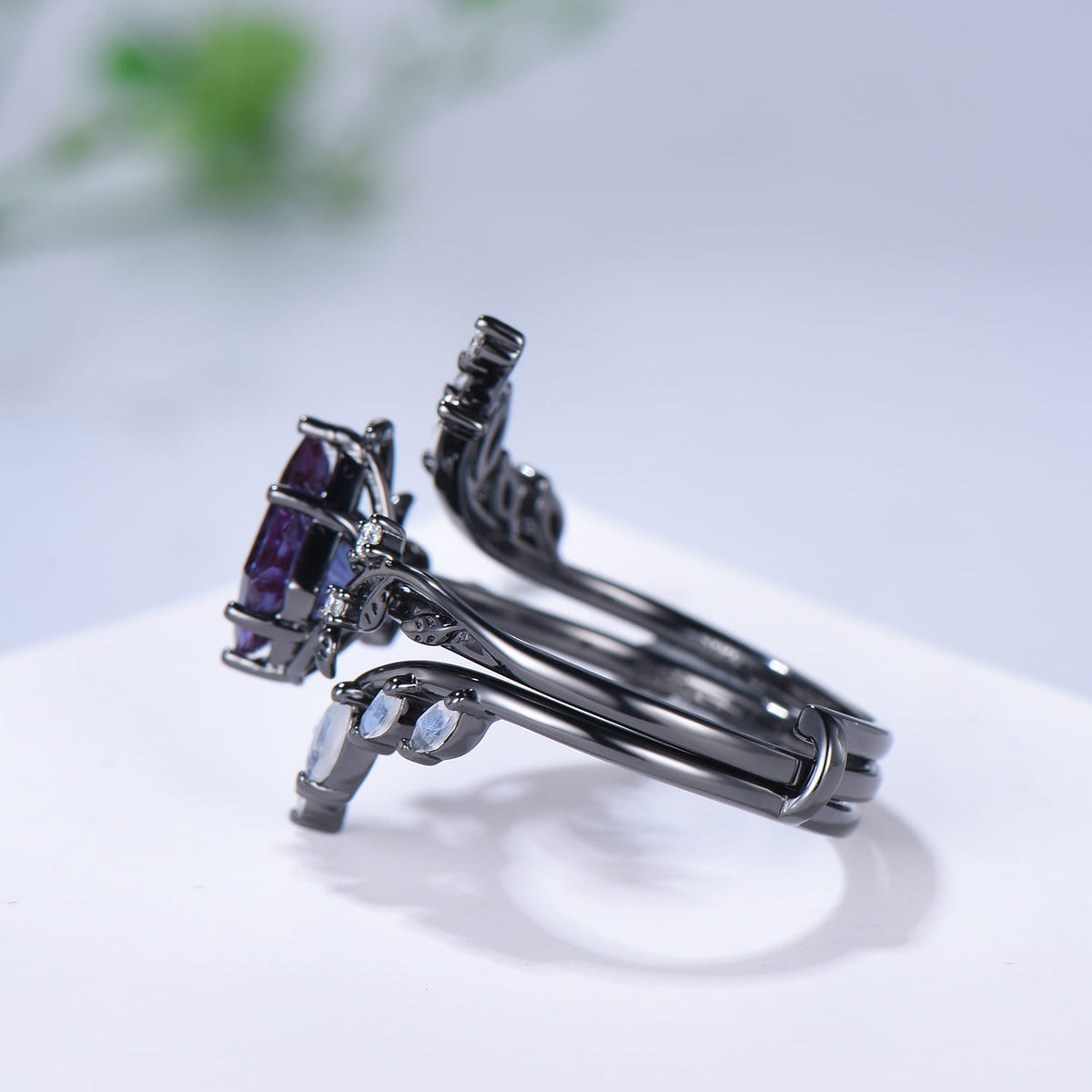 Gothic Black Gold 1.5CT Kite Cut Starburst Alexandrite Moonstone Engagement Ring Set