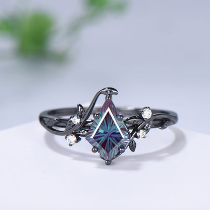 Gothic Black Gold 1.5CT Kite Cut Starburst Alexandrite Moonstone Engagement Ring Set