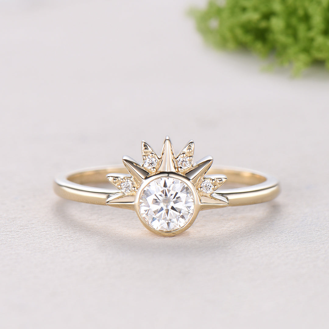 Unique 0.5 Carat Moissanite Ring Crescent Moon Moissanite Engagement Ring Set Sun And Moon Wedding Ring Art Deco Star Bridal Ring Set Women