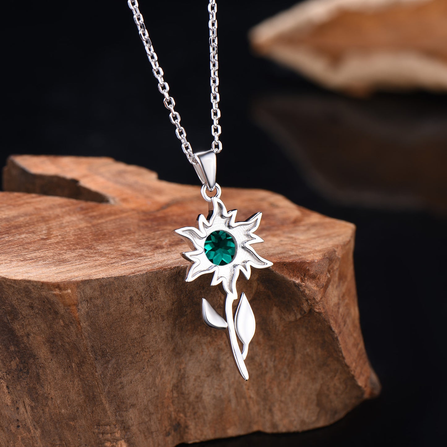 Art Deco Round Emerald Pendant Necklace Sunflower Pendant