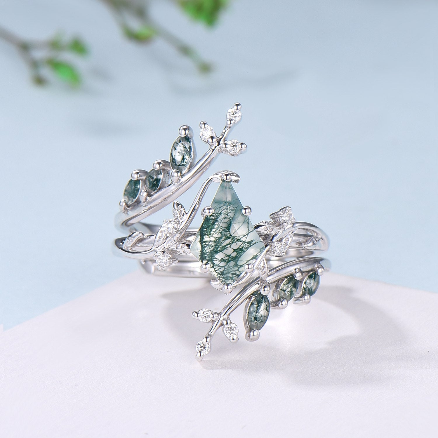 Nature Inspired Kite cut moss agate ring set black gold unique leaf branch marquise cut green agate engagement ring bridal wedding ring set - PENFINE