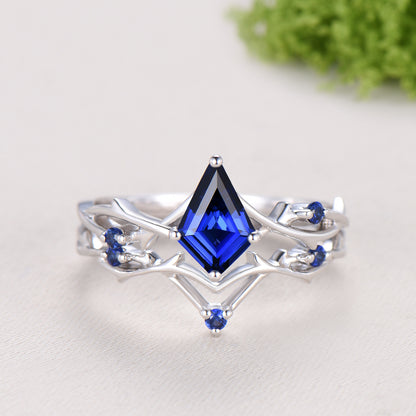 Art Deco black gold blue sapphire engagement ring set split shank kite cut blue sapphire wedding ring elegant anniversary bridal set women
