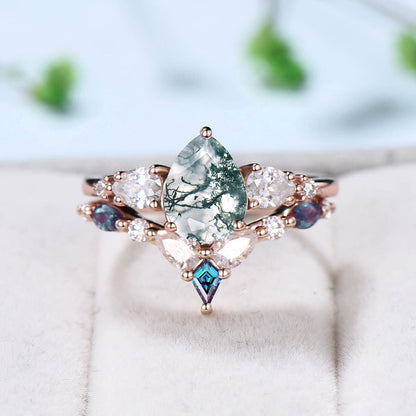 1.25CT Pear Moss Agate Engagement Ring Set Curved Alexandrite Stacking Ring Rose Gold Green Crystal Moissanite Wedding Ring Set For Women - PENFINE