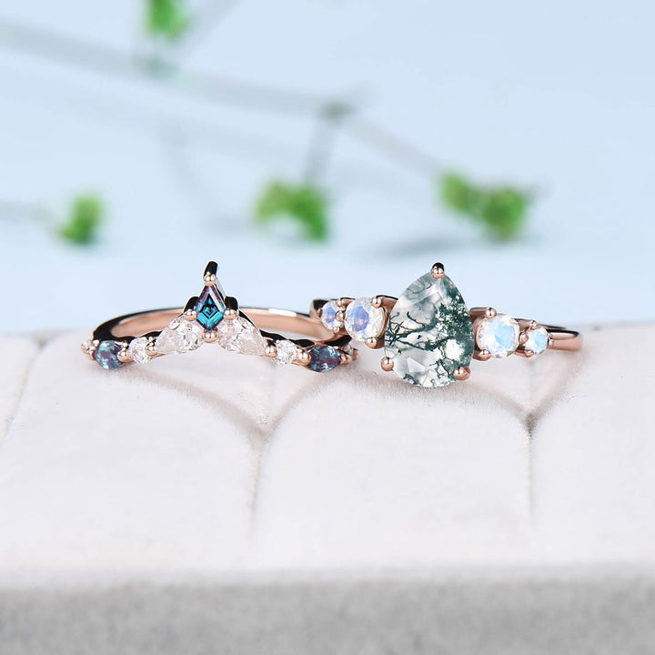 1.25CT Pear Moss Agate Engagement Ring Set Curved Alexandrite Stacking Ring Rose Gold Green Crystal Moissanite Wedding Ring Set For Women - PENFINE