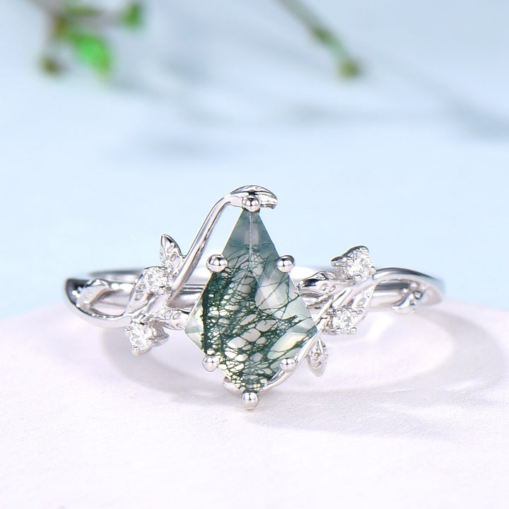 Nature Inspired Kite cut moss agate ring set black gold unique leaf branch marquise cut green agate engagement ring bridal wedding ring set - PENFINE