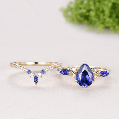 Pear Cut Natural Tanzanite Engagement Ring Diamond Curved Band Yellow Gold Bridal Set