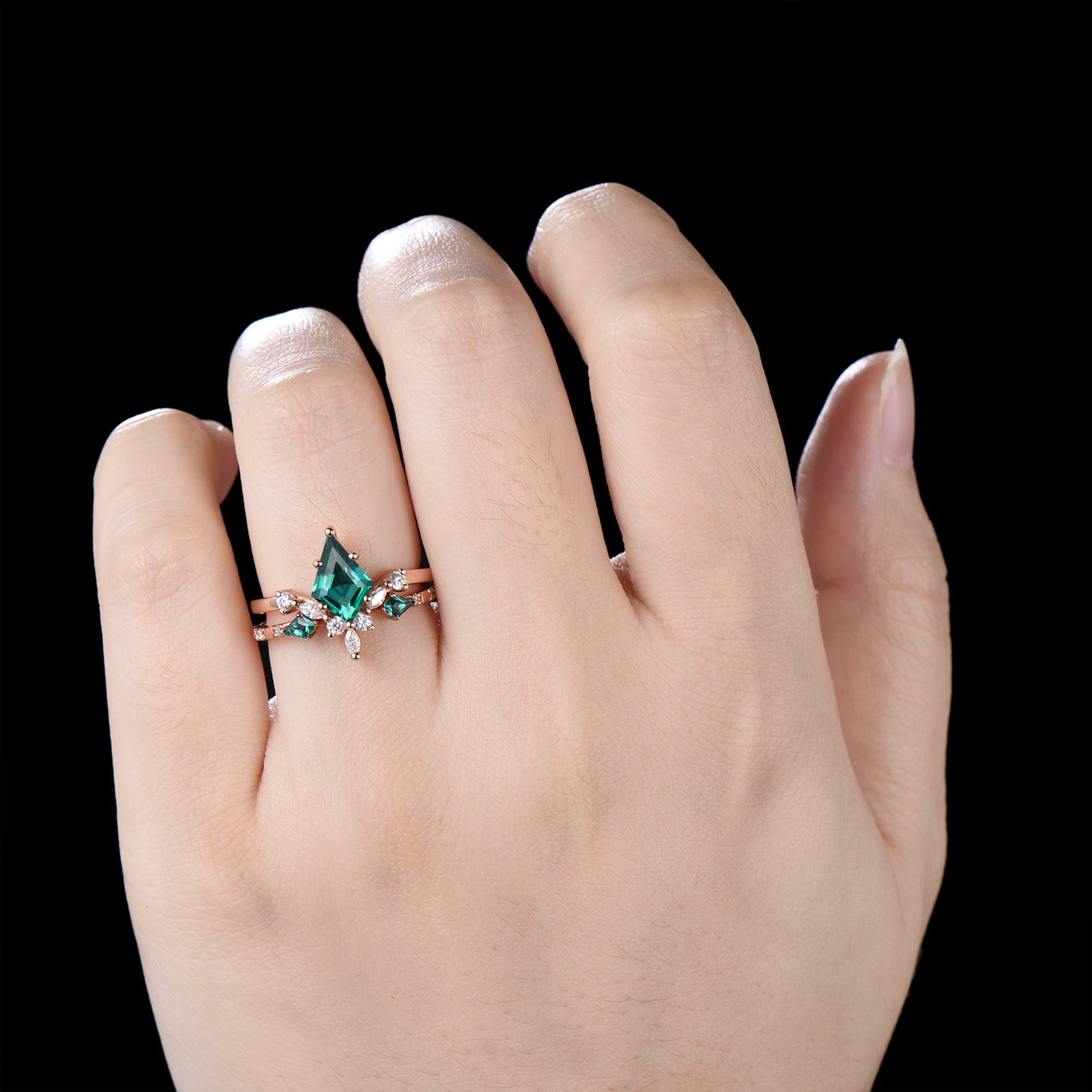 Art Deco Kite Cut Emerald Wedding Ring Set, May Birthstone 14K Rose Gold Engagement Ring, Unique Promise Promise Ring For Women