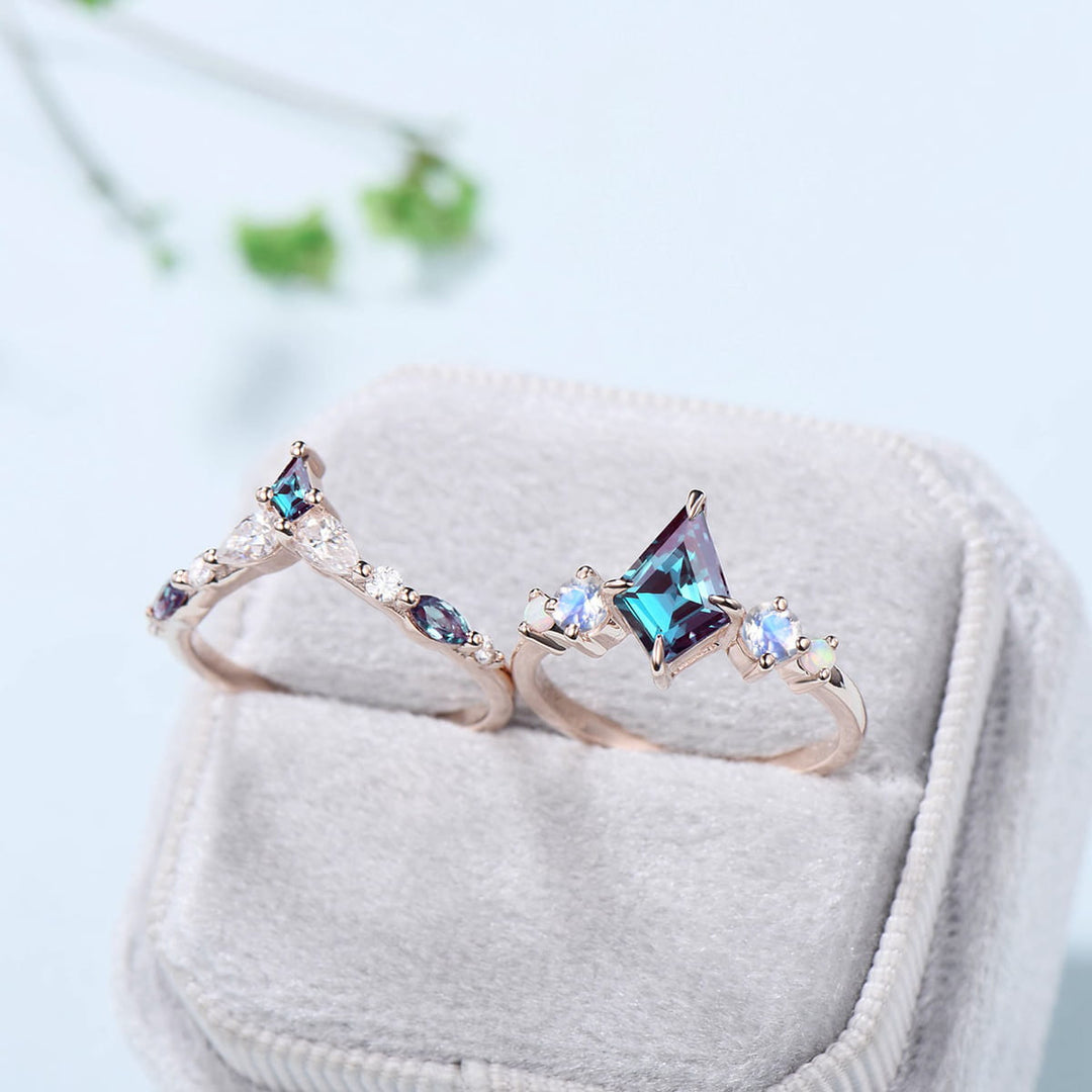 Vintage Alexandrite Engagement Ring Kite Cut Unique Moonstone Opal Wedding Set Crown Art Deco Stacking Ring June Birthstone Bridal Set Gift - PENFINE