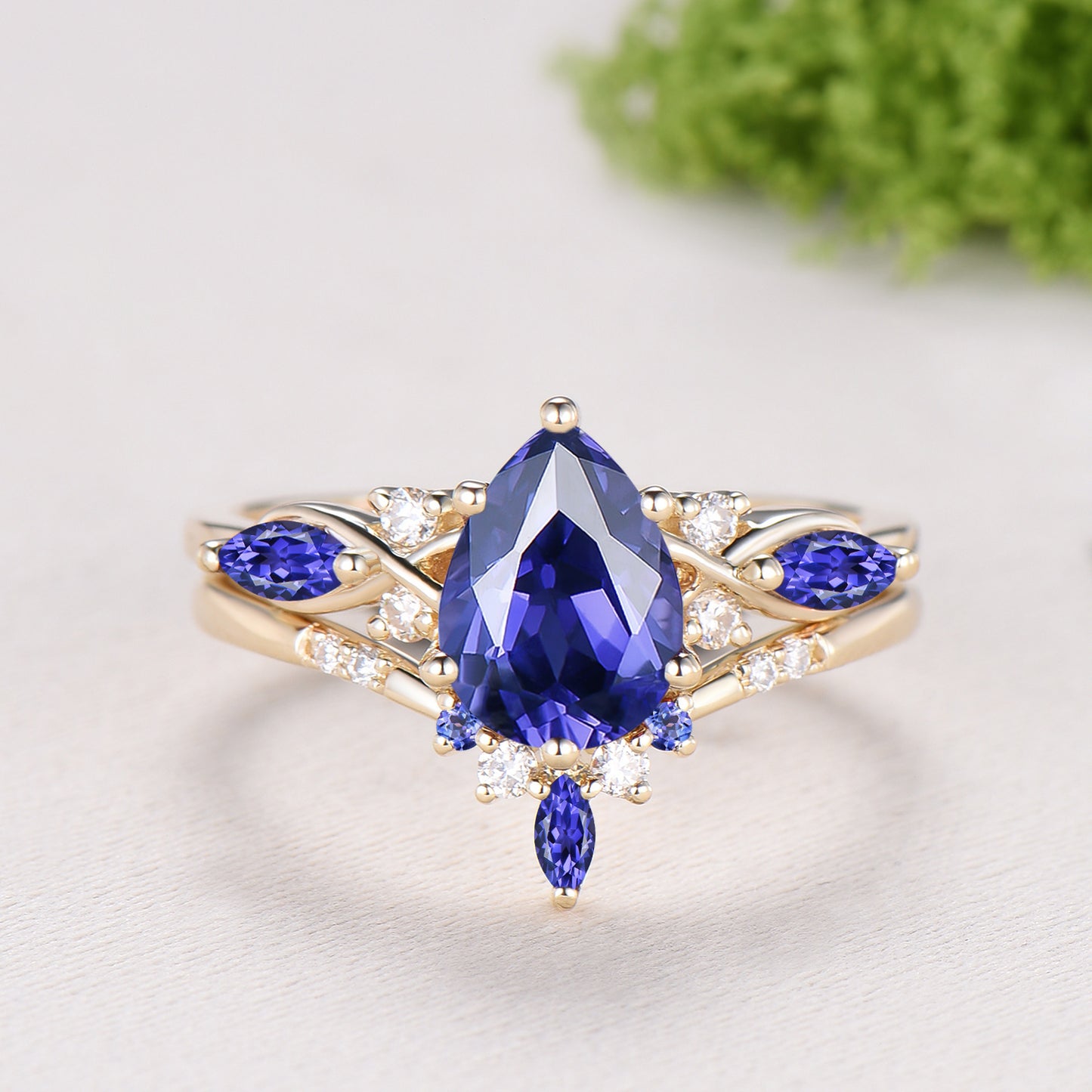 Pear Cut Natural Tanzanite Engagement Ring Diamond Curved Band Yellow Gold Bridal Set