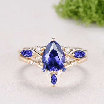 Pear Cut Natural Tanzanite Engagement Ring Diamond Curved Band Yellow Gold Bridal Set