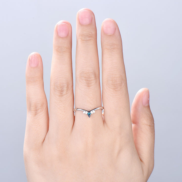 Dainty Curved Alexandrite Wedding Ring Women Kite Alexandrite Stacking Band Moissanite  Anniversary Ring Art Deco June Promise Ring For Her - PENFINE