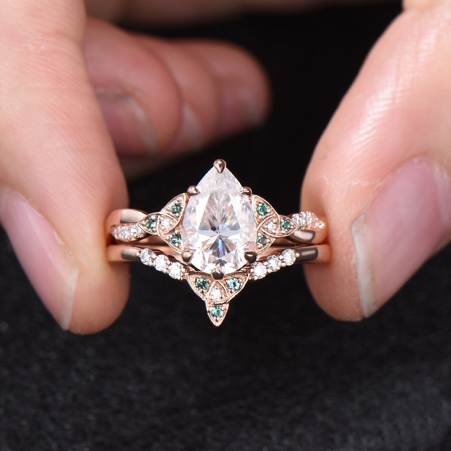 Unique Pear Moissanite Wedding Ring Set Celtic Knot 14K/18K White Gold Infinity Split Shank Moissanite Engagement Ring Emerald Bridal Sets