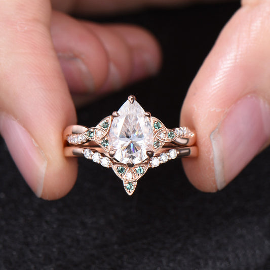 Unique Pear Moissanite Wedding Ring Set Celtic Knot 14K/18K White Gold Infinity Split Shank Moissanite Engagement Ring Emerald Bridal Sets