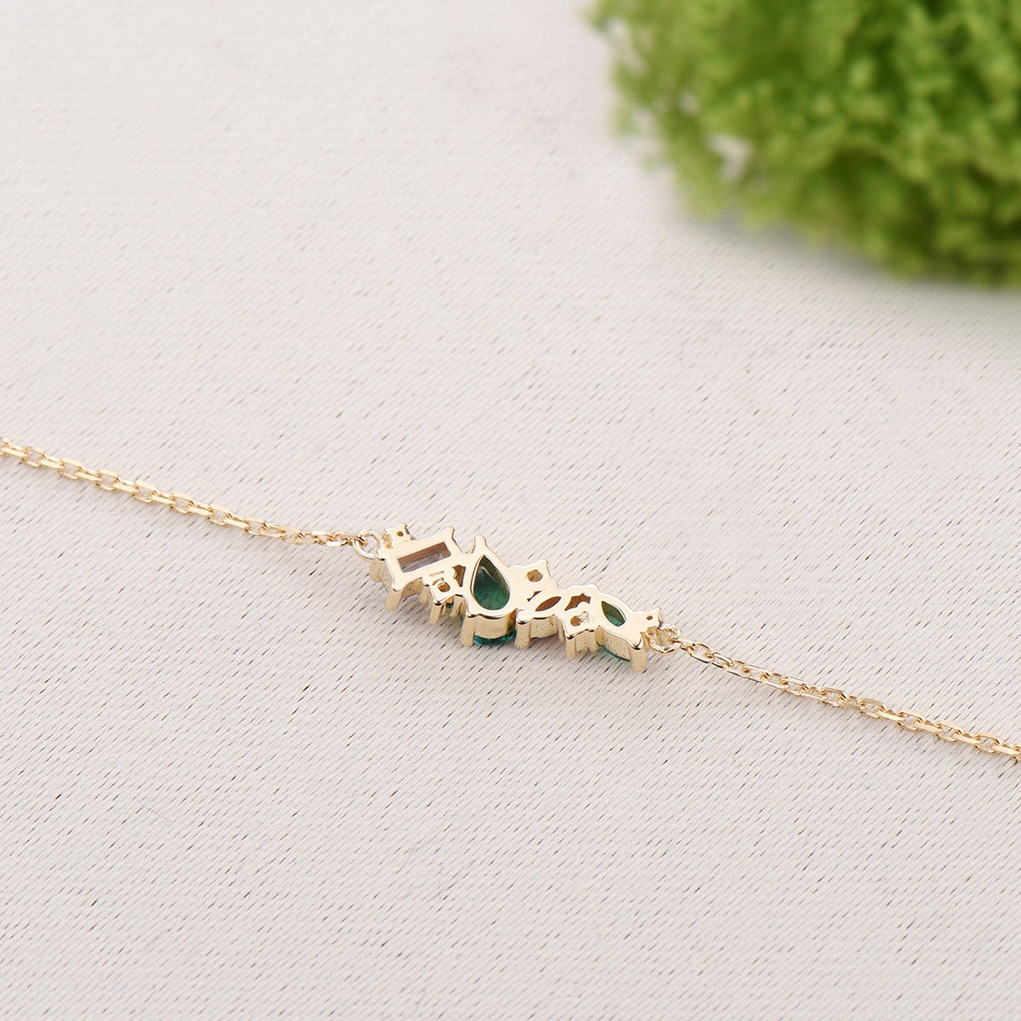 Elegant Pear Shaped Emerald Bracelet Multi-Stone Baguette Alexandrite Moissanite Lobster Claw Bracelet Silver Gold Art Deco Anniversary Gift