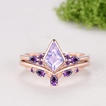 Kite Cut Lavender Amethyst Bezel Set Engagement Ring Amethyst Band Rose Gold Ring Set