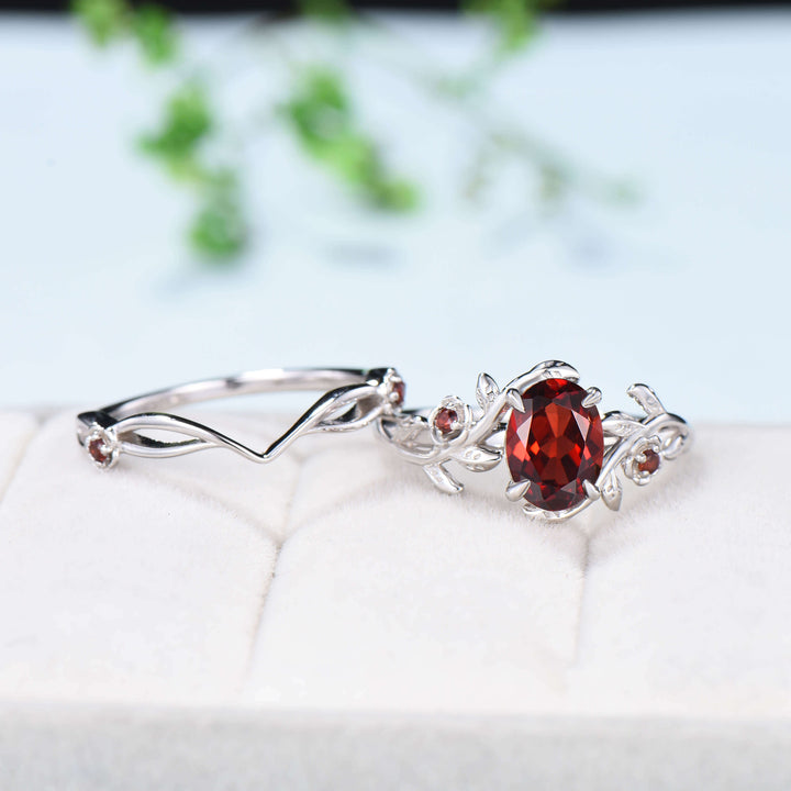 Unique flower leaves garnet ring set cluster branch nature inspired garnet engagement ring women cute January birthstone wedding ring set - PENFINE