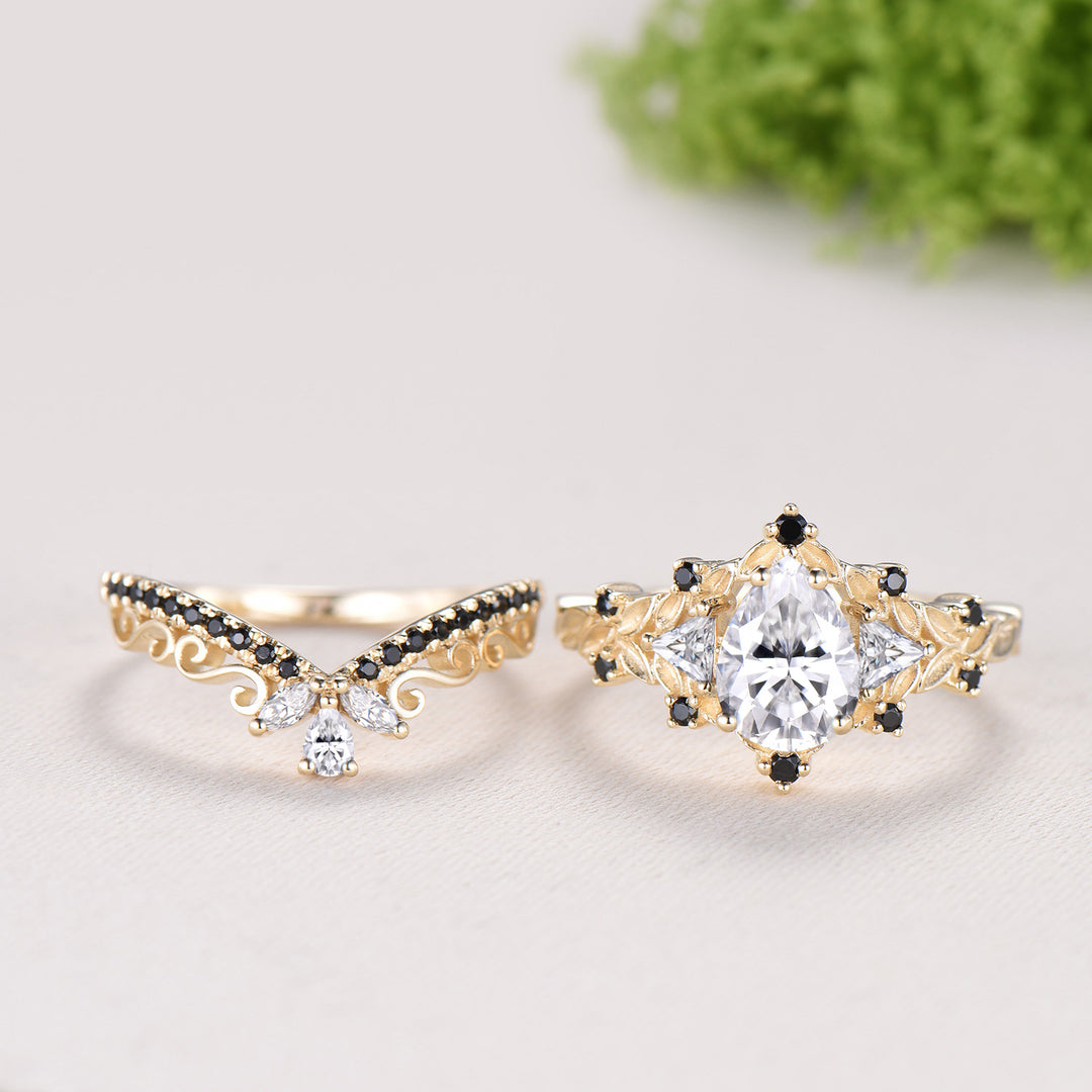 Nature Inspired Pear Shaped Moissanite Wedding Set Unique Moissanite Engagement Ring 14K Yellow Gold Leaf Vine Black Spinel Stacking Band