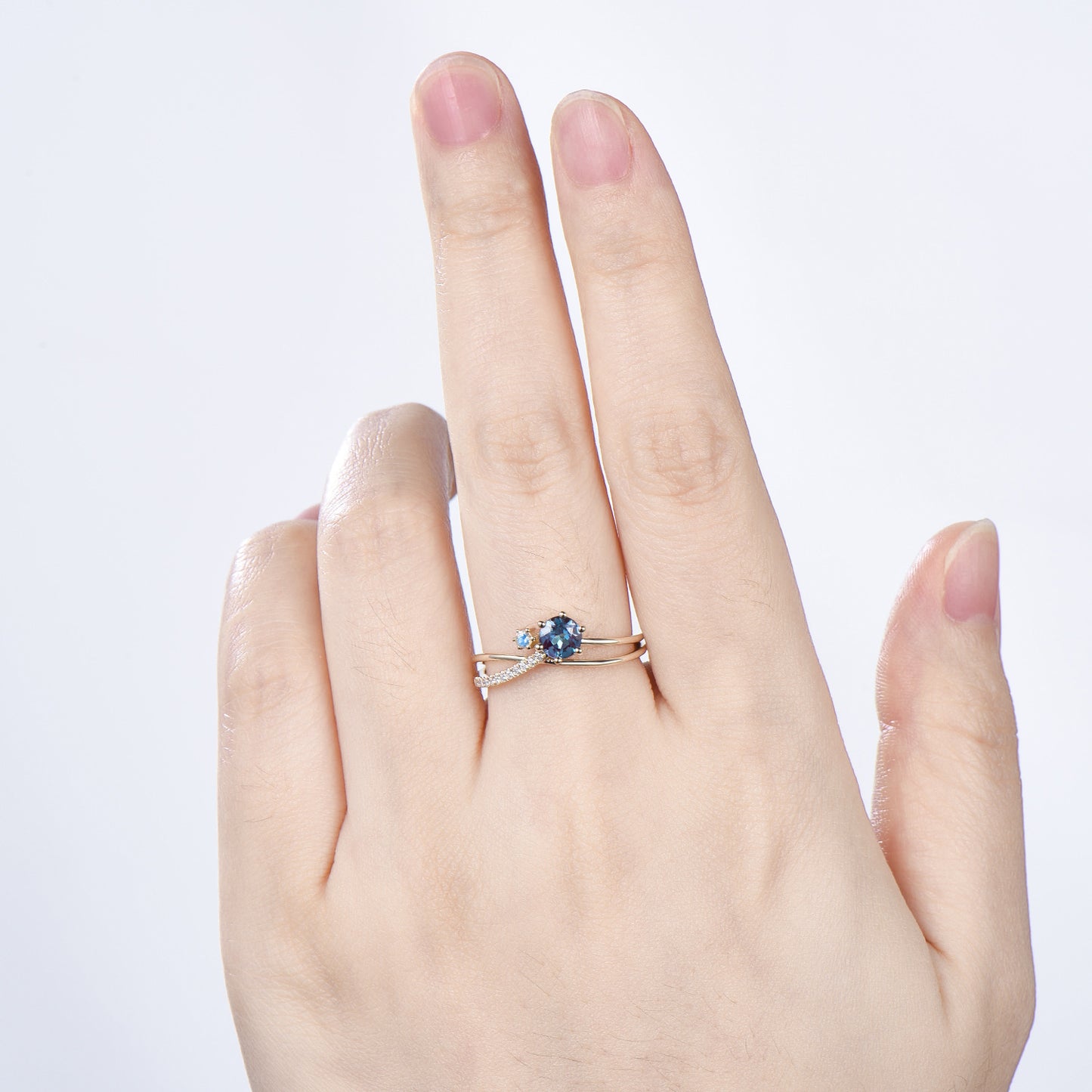 5mm Dainty round alexandrite ring Unique moonstone alexandrite engagement ring split shank Delicate June birthstone wedding ring for women