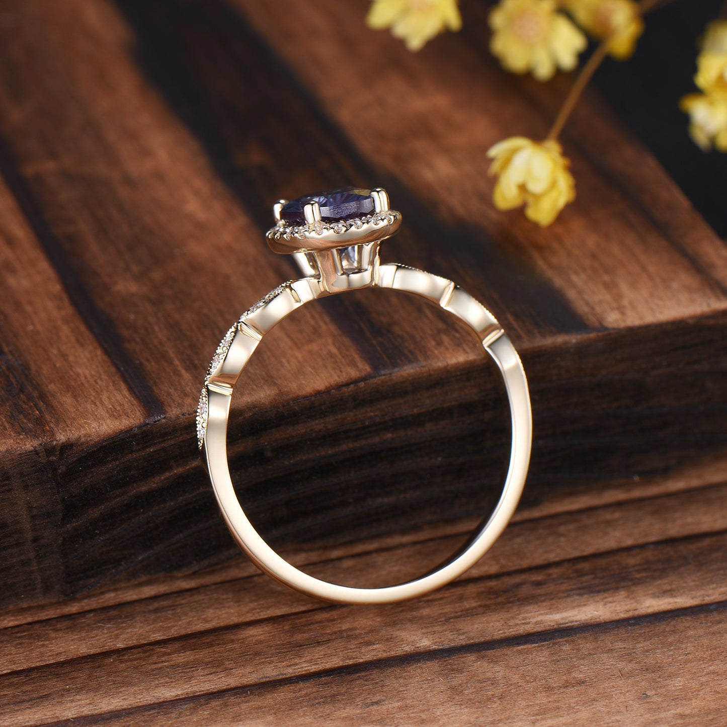 Vintage Firework Cut Oval Alexandrite Engagement Ring Halo Diamond Fine jewelry