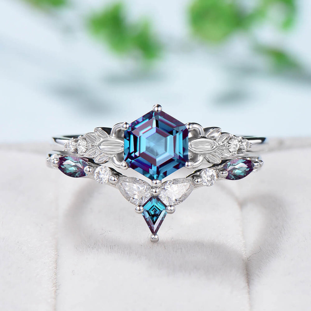 Nature Inspired Alexandrite Ring Vintage Unique Color Change Leaf Engagement Ring Art Deco Floral Flower Moissanite Wedding Set For Women - PENFINE