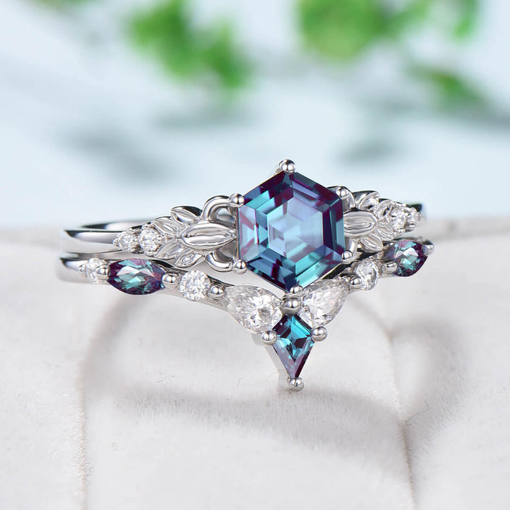 Nature Inspired Alexandrite Ring Vintage Unique Color Change Leaf Engagement Ring Art Deco Floral Flower Moissanite Wedding Set For Women - PENFINE