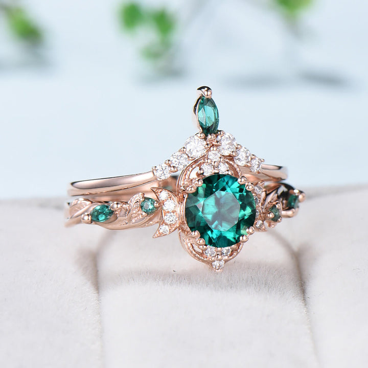 Vintage Emerald Engagement Ring Set Unique Leaves Nature Inspired Emerald Wedding Ring Set Art Deco Green Crystal Moissanite Bridal Ring Set - PENFINE