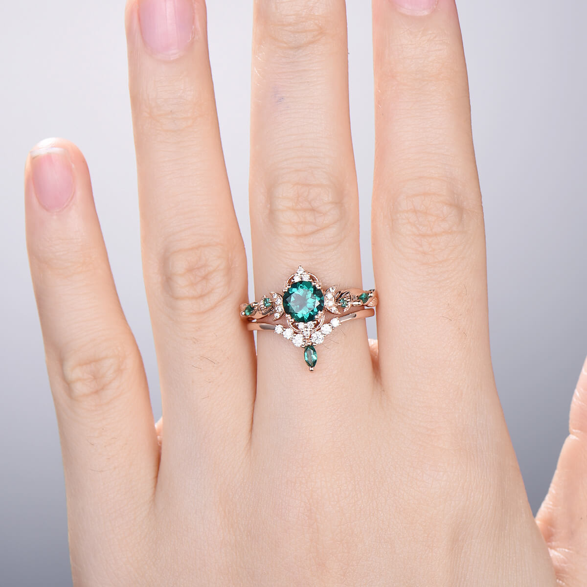 Vintage Emerald Engagement Ring Set Unique Leaves Nature Inspired Emerald Wedding Ring Set Art Deco Green Crystal Moissanite Bridal Ring Set - PENFINE