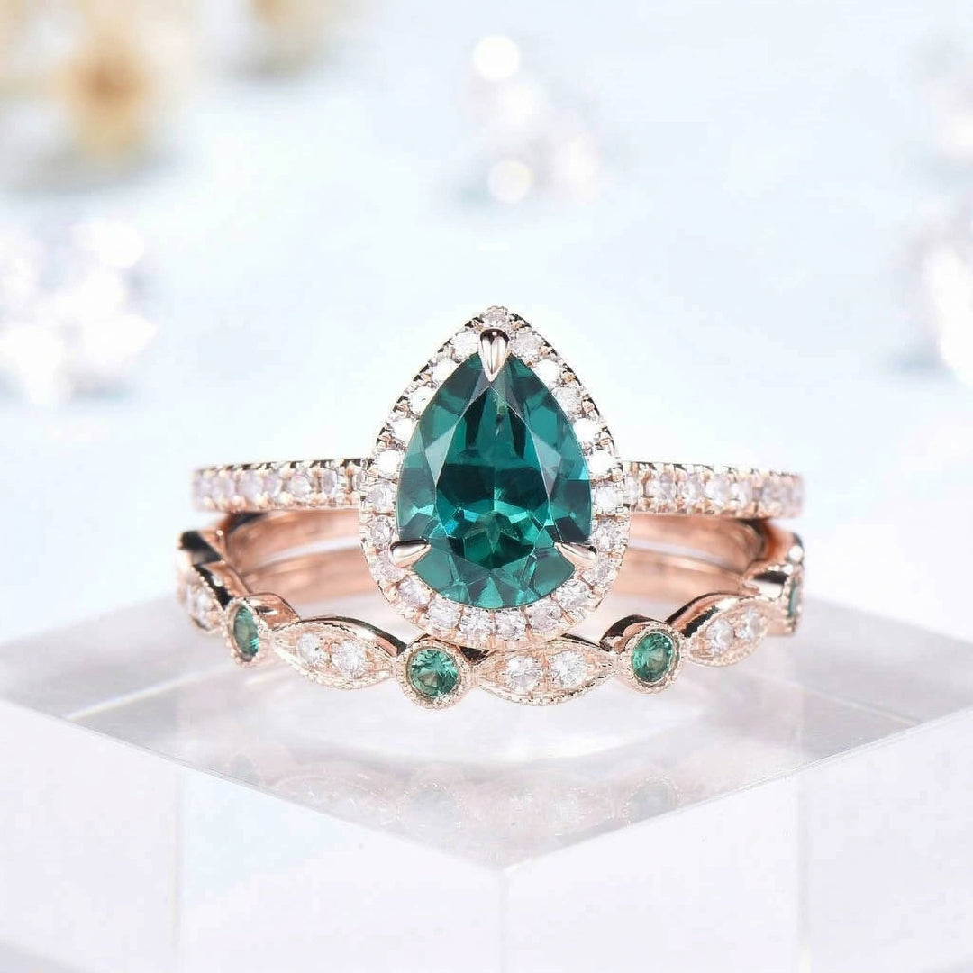 Classic Pear Emerald Diamond Engagement Ring Set Emerald Band 3pcs - PENFINE