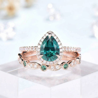 Classic Pear Emerald Diamond Engagement Ring Set Emerald Band 3pcs - PENFINE