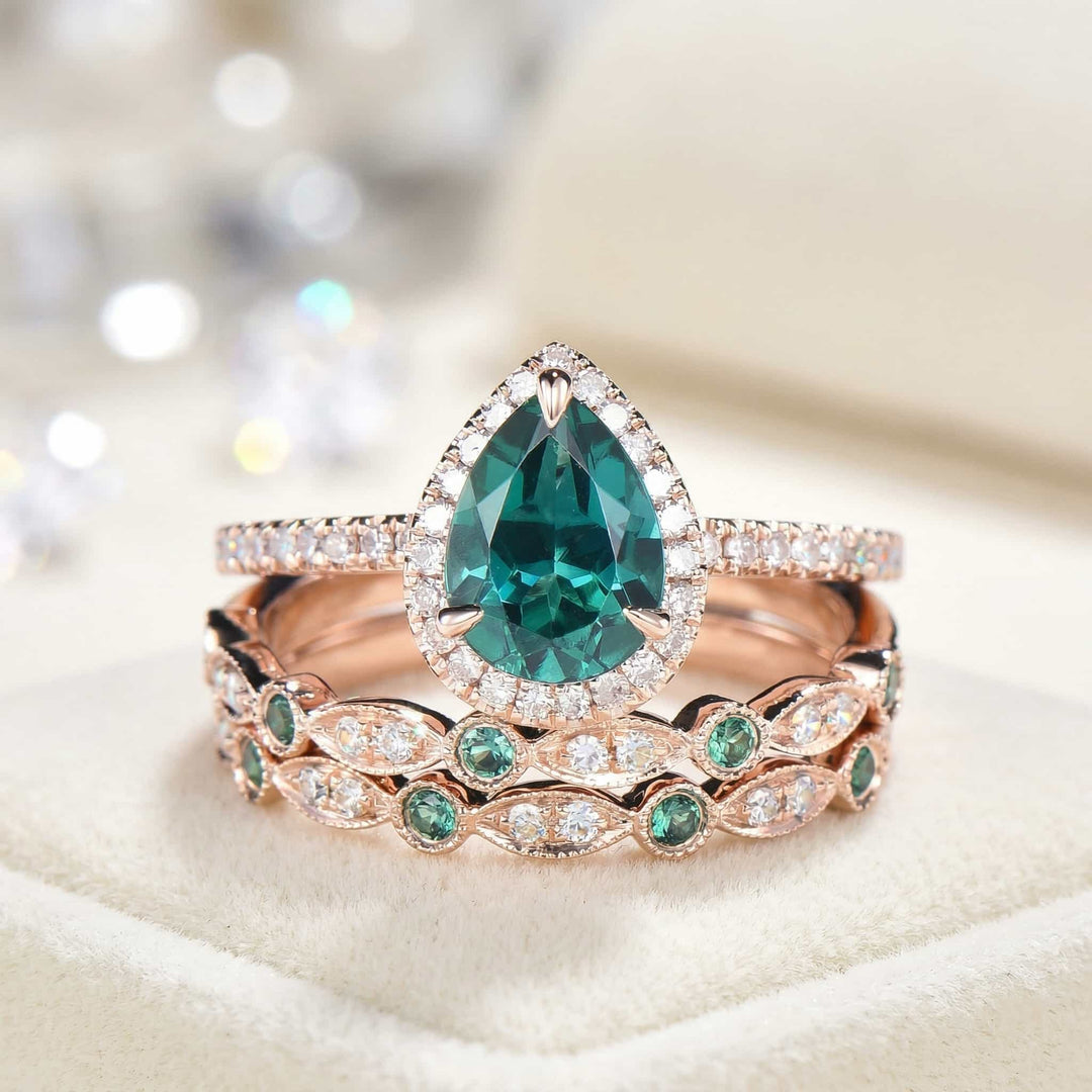 Classic Pear Emerald Diamond Engagement Ring Set Emerald Band 3pcs - PENFINE