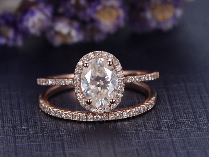 Vintage Art Deco Lab Grown Diamond Ring Set: Oval Halo, 14K Rose Gold - PENFINE