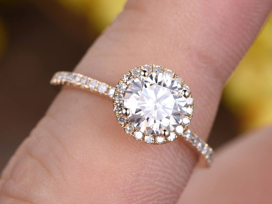 Vintage 14k Yellow Gold Lab Grown Diamond Halo Engagement Ring