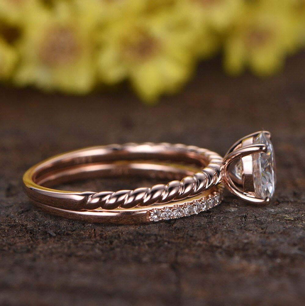 1.3CT Lab Grown Diamond Engagement Ring Set: 14k Rose Gold Twist Band