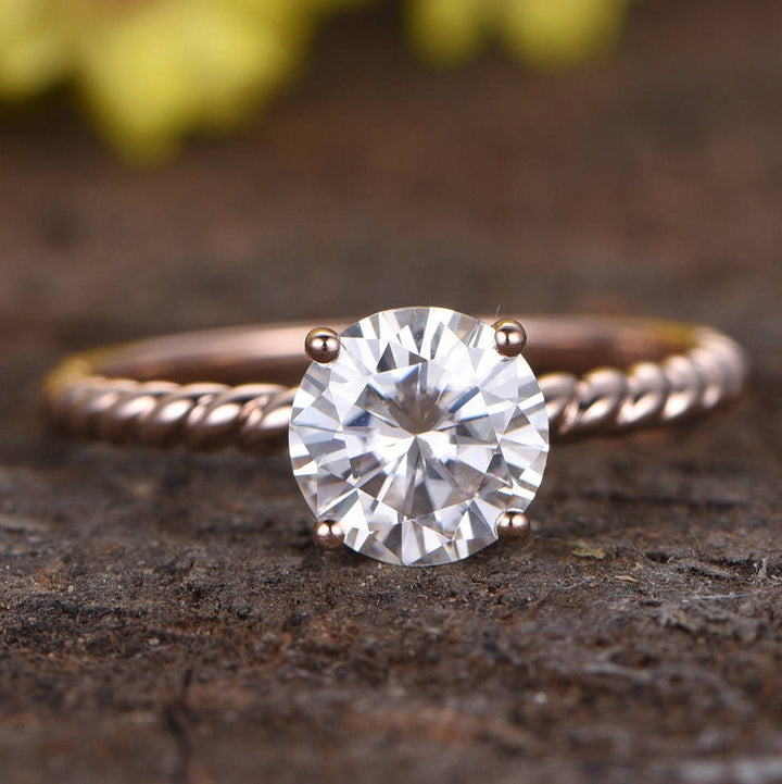 1.25ct IGI Certified Lab Grown Diamond Solitaire Ring: 14K Rose Gold Twisted Band