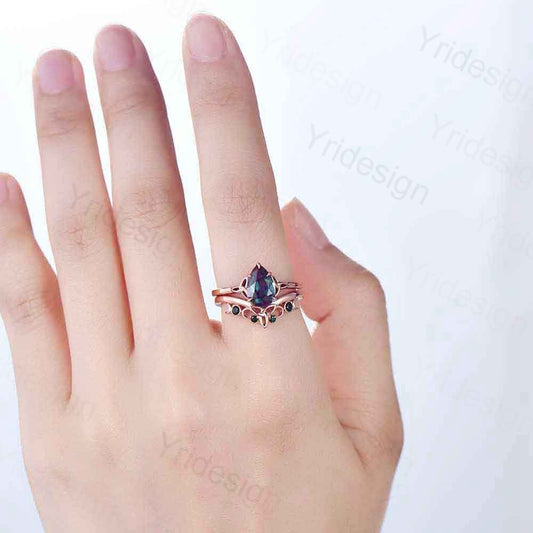 Celtic Knot Norse Viking Alexandrite Engagement Ring Set Unique Pear Alexandrite Wedding Ring,Curved Black Spinel Matching Band Bridal Sets - PENFINE