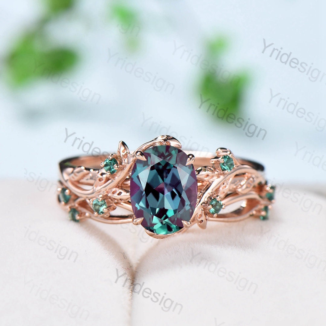 Unique black gold alexandrite ring set Nature Inspired twig leaf engagement ring vintage cluster emerald Leaf wedding ring set for women - PENFINE