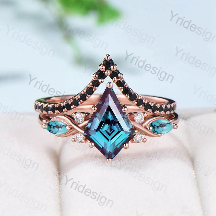 Kite Cut Alexandrite Engagement Ring Set, Rose Gold Twisted Wedding Band - PENFINE