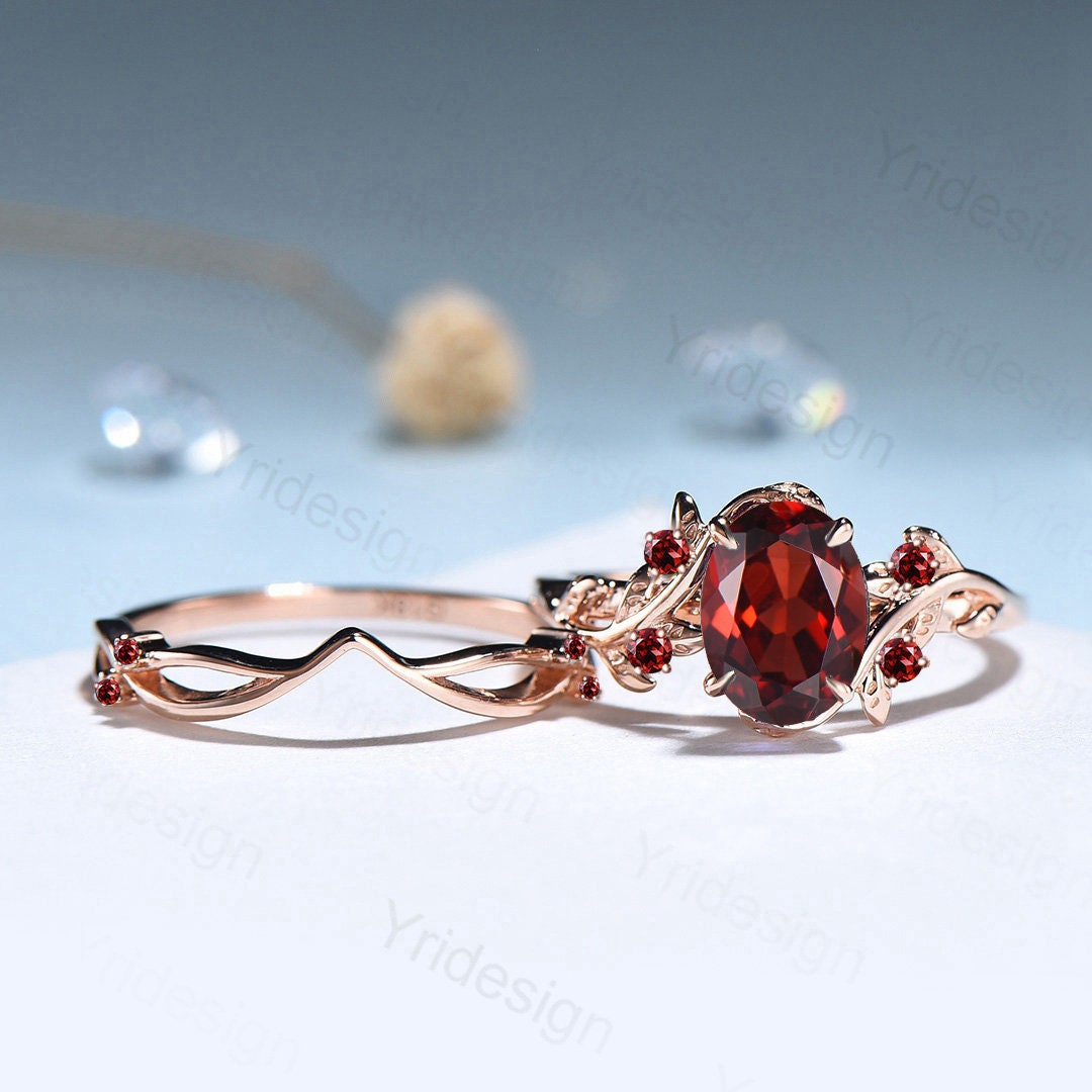 Nature Inspired black gold garnet ring set Unique garnet leaf engagement ring women cluster spinel January birthstone bridal ring set women - PENFINE