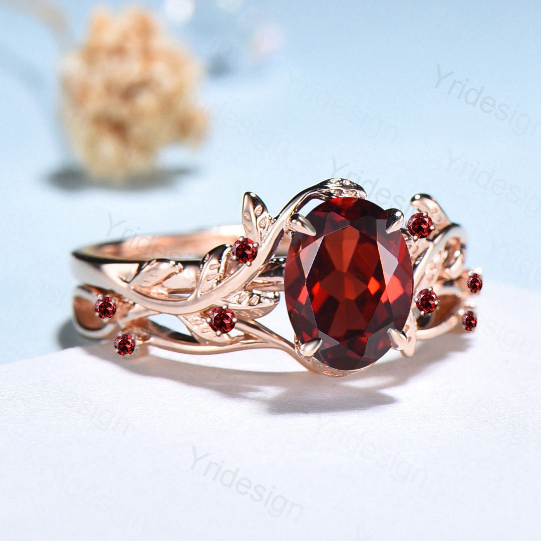 Nature Inspired black gold garnet ring set Unique garnet leaf engagement ring women cluster spinel January birthstone bridal ring set women - PENFINE