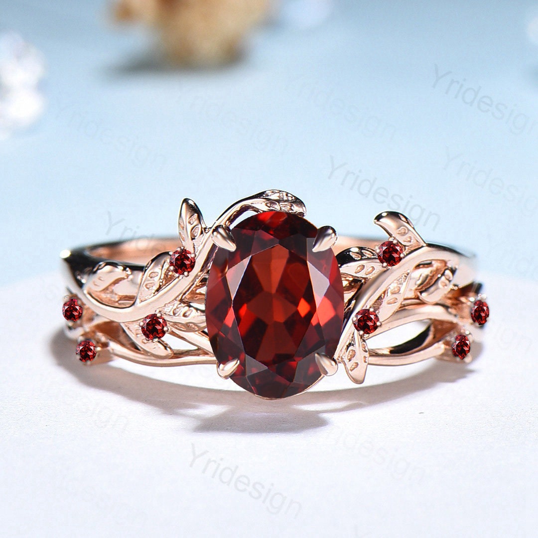 Nature Inspired black gold garnet ring set Unique garnet leaf engagement ring women cluster spinel January birthstone bridal ring set women - PENFINE