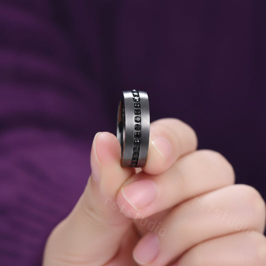 Black Gold Ring: Mens Brushed Band with Black Spinel