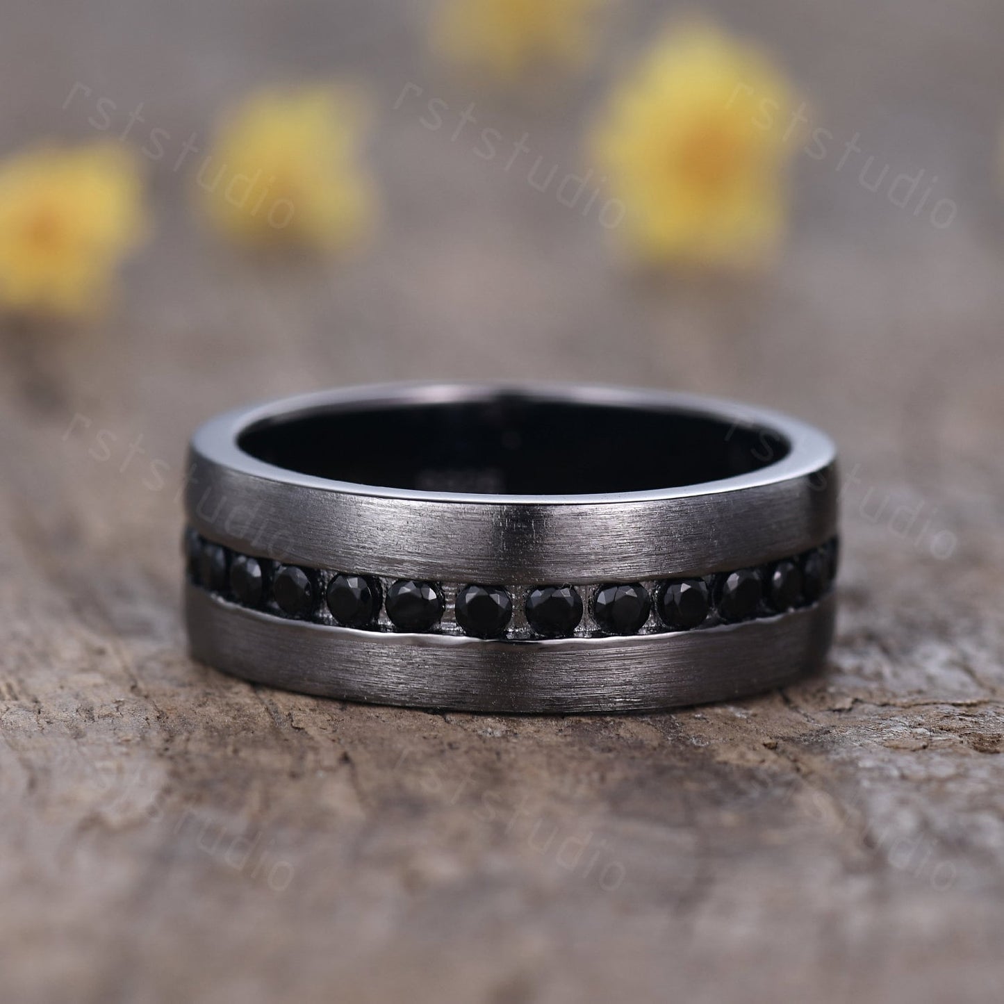 Black Gold Ring: Mens Brushed Band with Black Spinel