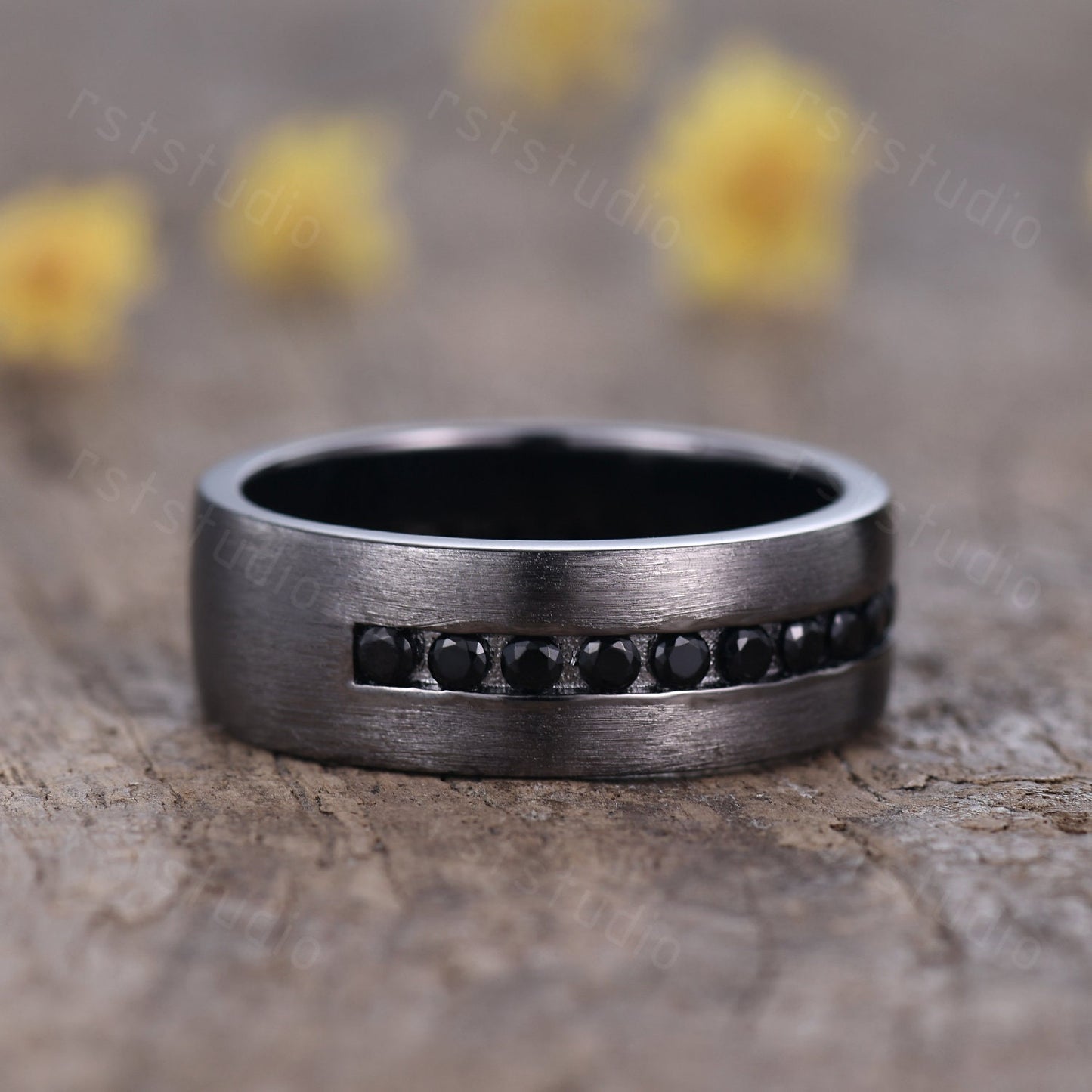 Black Gold Ring: Mens Brushed Band with Black Spinel