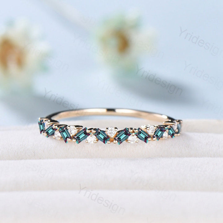 Vintage Baguette Alexandrite Moissanite Eternity Wedding Band Unique Color Change Stackable Ring Art Deco Matching Band Anniversary Gift - PENFINE