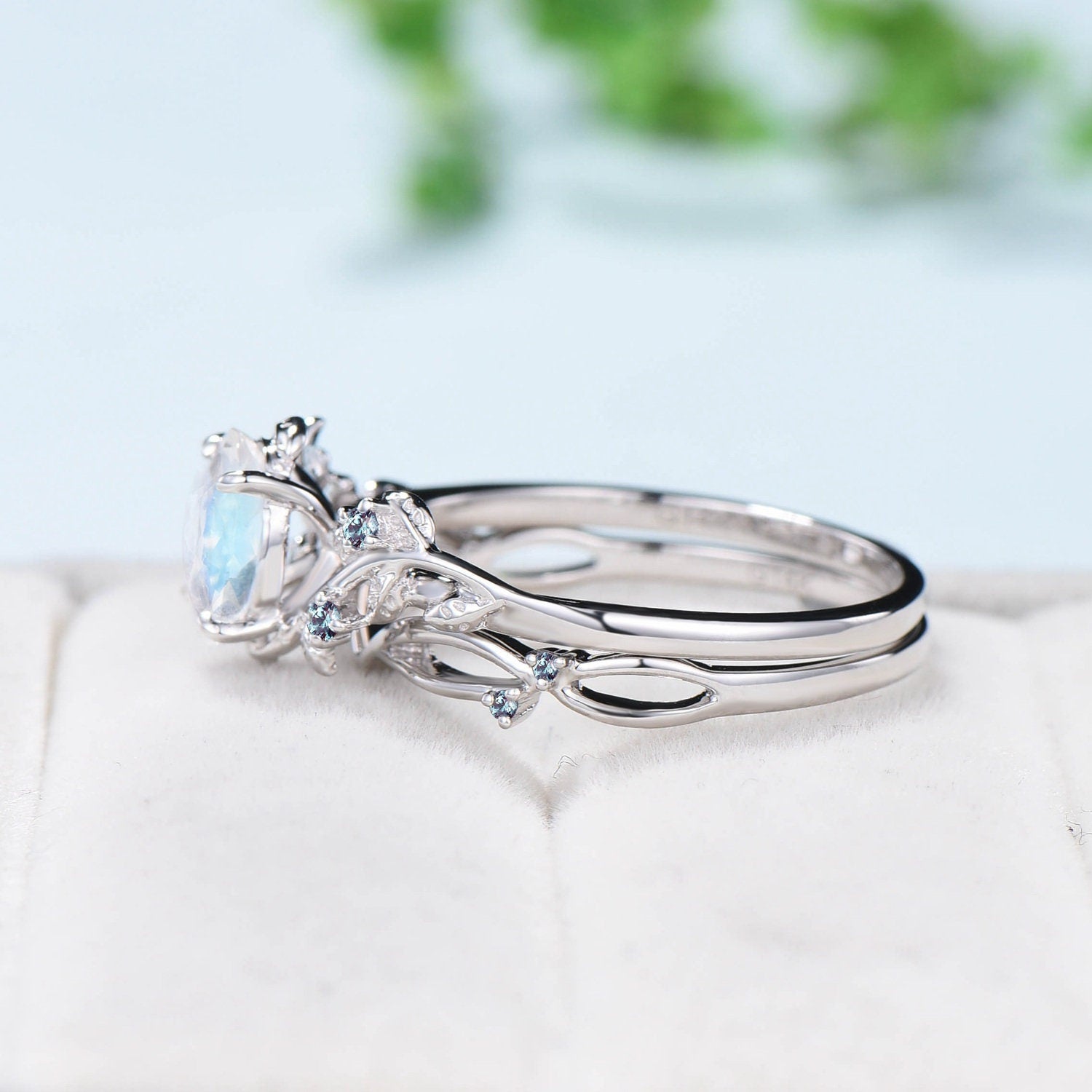 Unique black gold moonstone ring set Nature Inspired June birthstone engagement ring vintage cluster alexandrite Leaf wedding ring set women - PENFINE