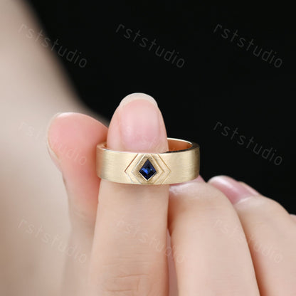 Mens Kite Cut Sapphire Ring, Vintage Gold Engraved Band