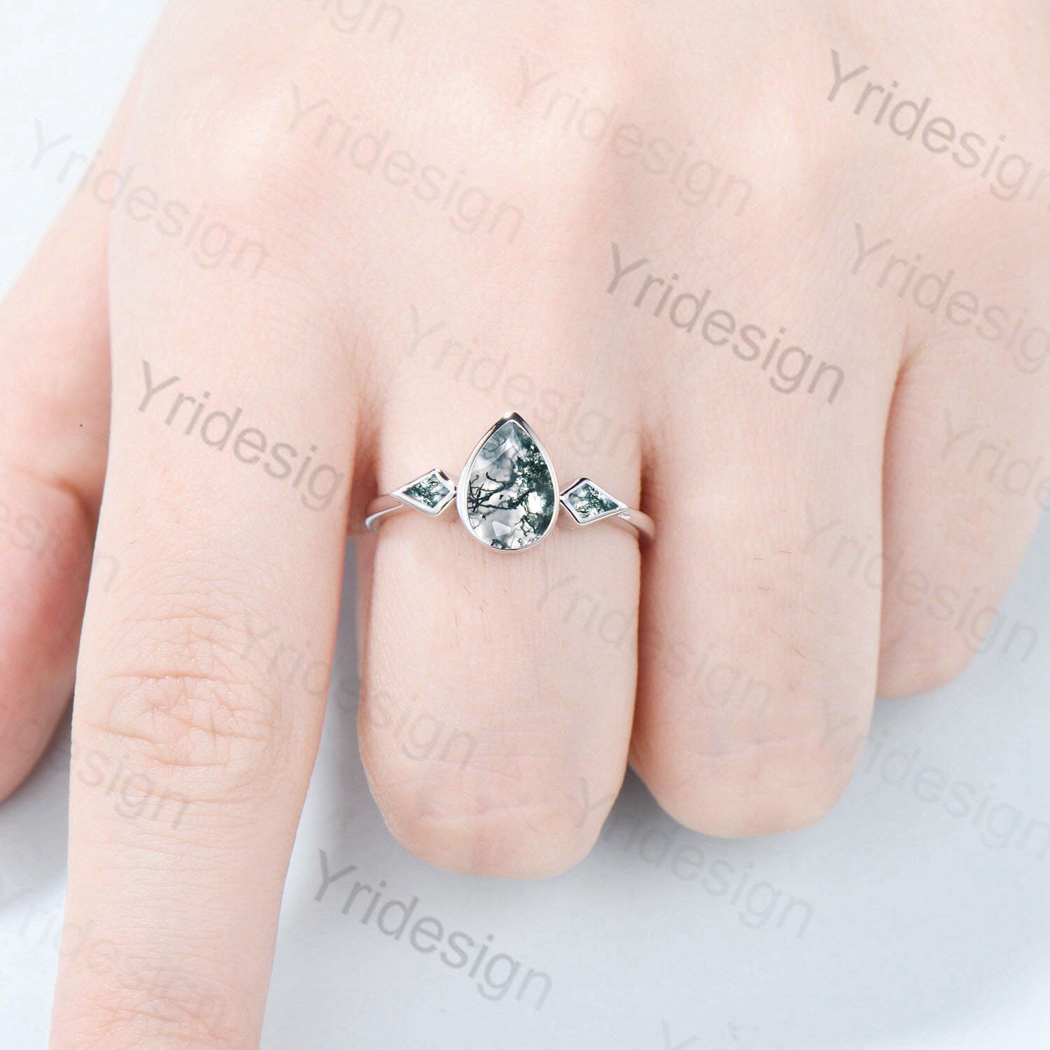 Bezel Set Moss Agate Ring Pear Aquatic Agate Engagement Ring Minimalist Kite Green Agate Wedding Ring For Women Three Stone Anniversary Ring - PENFINE